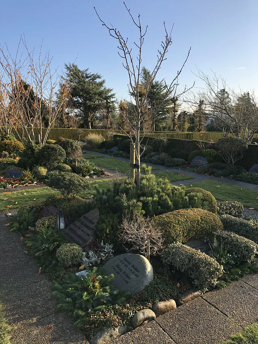 Efterår på Thisted Vestre Kirkegård